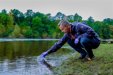 Skal bruke miljø-DNA for å finne ut hvordan vannkraft påvirker artsmangfold i elver